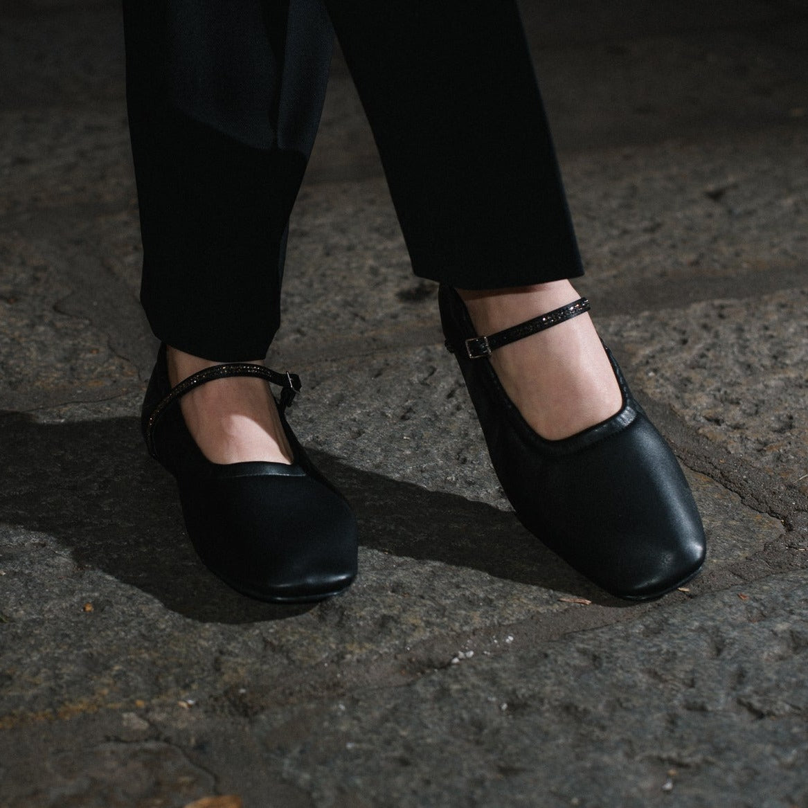 AURORA vegan Mary Jane flat in Black Nappa-Effect with Crystal | AERA