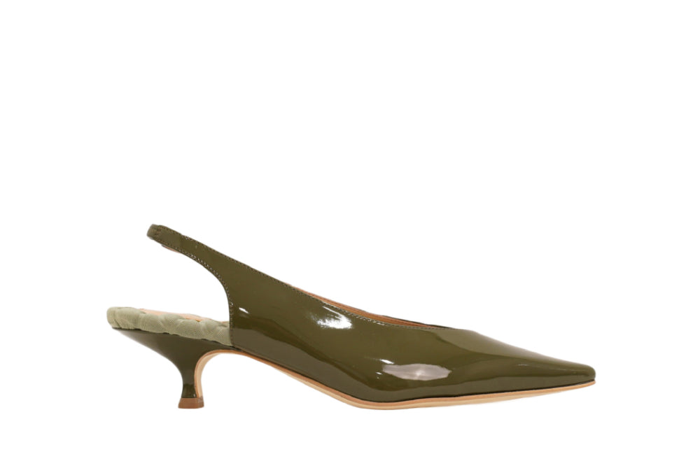 SILVANA slingback kitten heel in Green Patent US 5.5 / IT 35.5 / Military SILVANA slingback kitten heel in Green Patent US 5.5 / IT 35.5 / Military